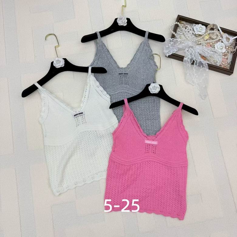 MiuMiu S-XL 81